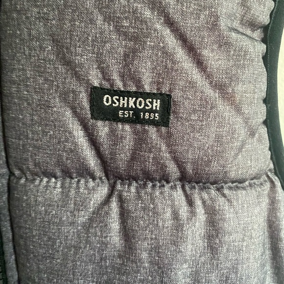 Grey vest - Picture 4 of 4